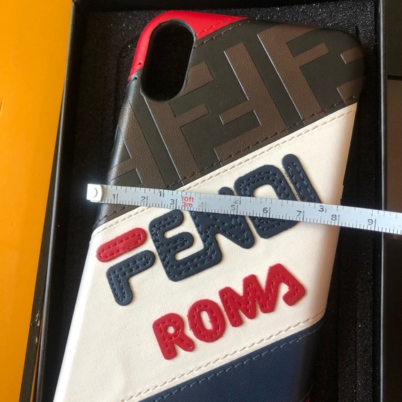 Fendi

FF Logo iPhone X Case - Picture 3 of 10